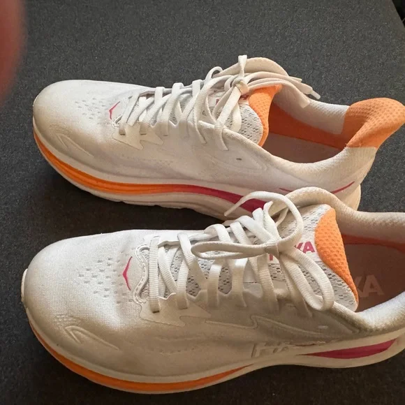 HOKA Clifton 10 Women’s Size 9 b White Electric Rose WTLC - Picture 4 of 14